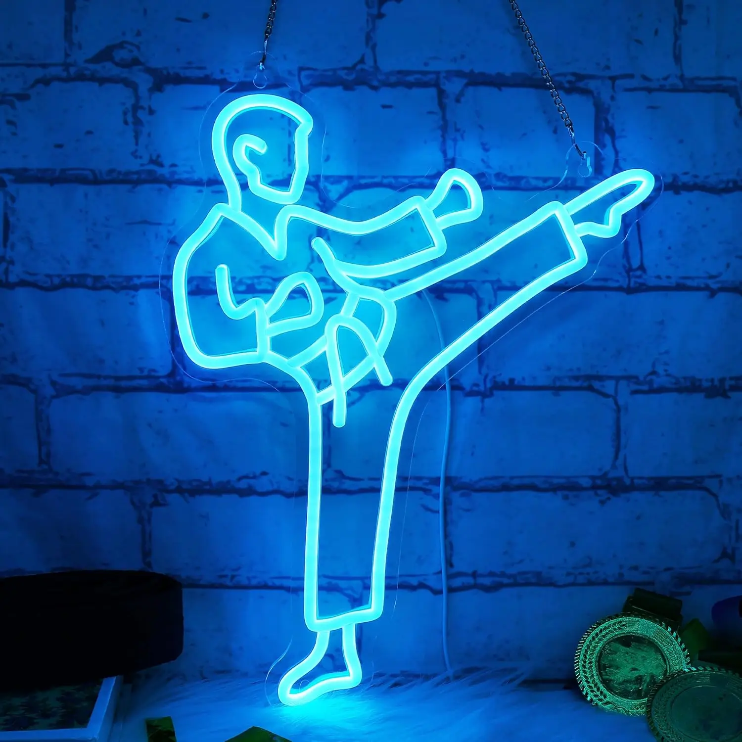 Karate Man Neon Sign Blue LED  - đánh giá và giá Home Gym Neon Sign